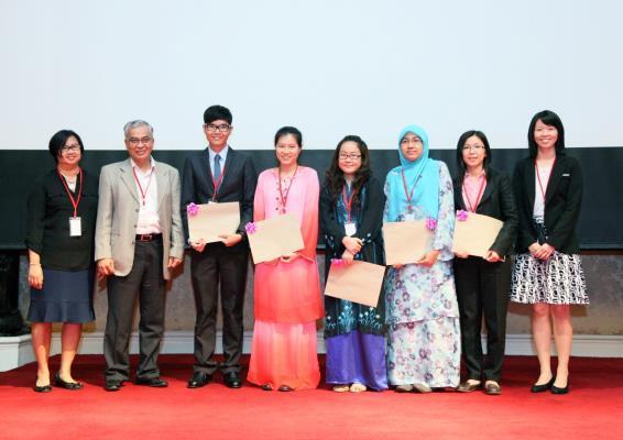 Young Researcher s Symposium Prize Group Photo of