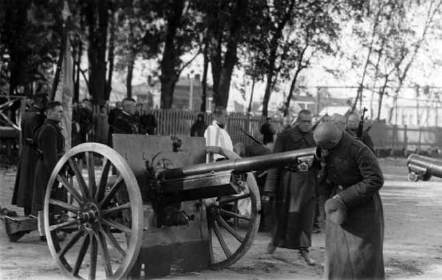 Lietuvos kariuomenės artilerijos pabūklai 1919 1940 m. galėjo parduoti. Nors ir nežinant tikslaus parduotų A.