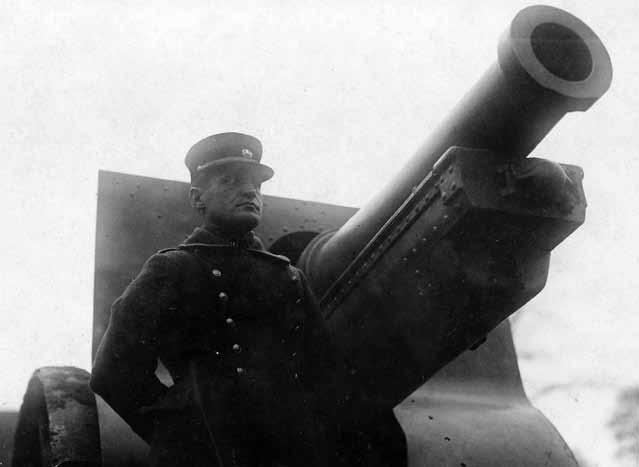 Lietuvos kariuomenės artilerijos pabūklai 1919 1940 m. nicijos už 61,906 mln. Lt, tačiau iš tikrųjų išleista 57,733 mln. Lt dar 4,175 mln.