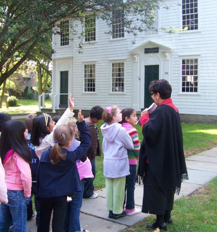 Docents teach What Makes a Community?