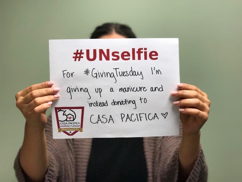 What is an Unselfie?! The UNselfie movement gained popularity following Typhoon Haiyan and on past #GivingTuesdays.
