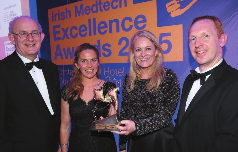Donal Balfe, Medtronic presents the Outstanding Contribution to Medtech Award to Barry O Leary,