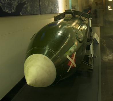 4. Reactions to the nuclear threat During the Cold War, Britain built an arsenal of nuclear weapons.