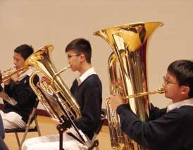 Students were given the opportunities to exchange experiences with the top-notch secondary school symphonic bands from Taipei and Japan respectively.