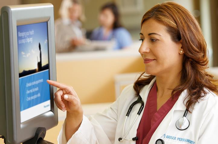 Access to electronic medical records For Clinicians Review entire medical records Check lab results Immunization records History of medical visits Direct ordering of prescriptions, labs, and