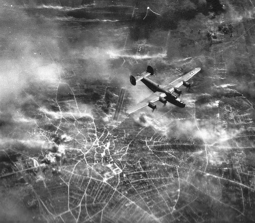 24 April: Pistol Packin' Mama was one of eight 720th B-24's that took off for Ploesti, Rumania to bomb the east marshalling yard. The target was obscured by smoke and the 10 x 500 G.P. bomb load went into the east side of the Vega Oil Refinery starting a huge fire.