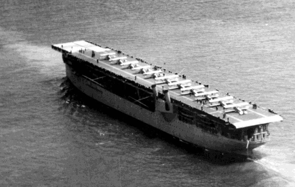 USS LANGLEY (CV-1) 1922 Navy s First Carrier Converted collier USS JUPITER Re-commissioned in 1922 First takeoffs and