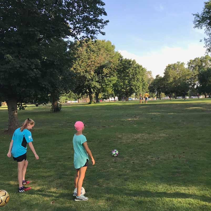 FAMILY & THERAPEUTIC RECREATION FOOT GOLF INCLUSIVE DANCE Everyone Adults with cognitive and/or physical impairments WHEN Early May - Fall WHERE Red Arrow Golf Course - 1041 Kings Highway $5 per