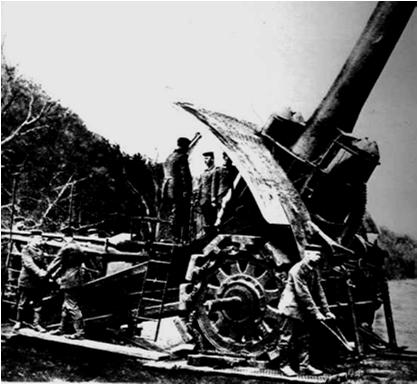 Krupp s Big Bertha Gun Flame Throwers