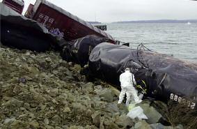 TASK FORCE MEMBER AGENCY ACTIVITIES AND ACCOMPLISHMENTS SPILL RESPONSE BNSF Train Derailme
