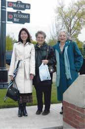 Playwright Charlotte Cameron with Alex Decoteau s relatives Izola Mottershead and Donna Decoteau at Village at Griesbach in 2007 for the naming ceremony of Decoteau Way.