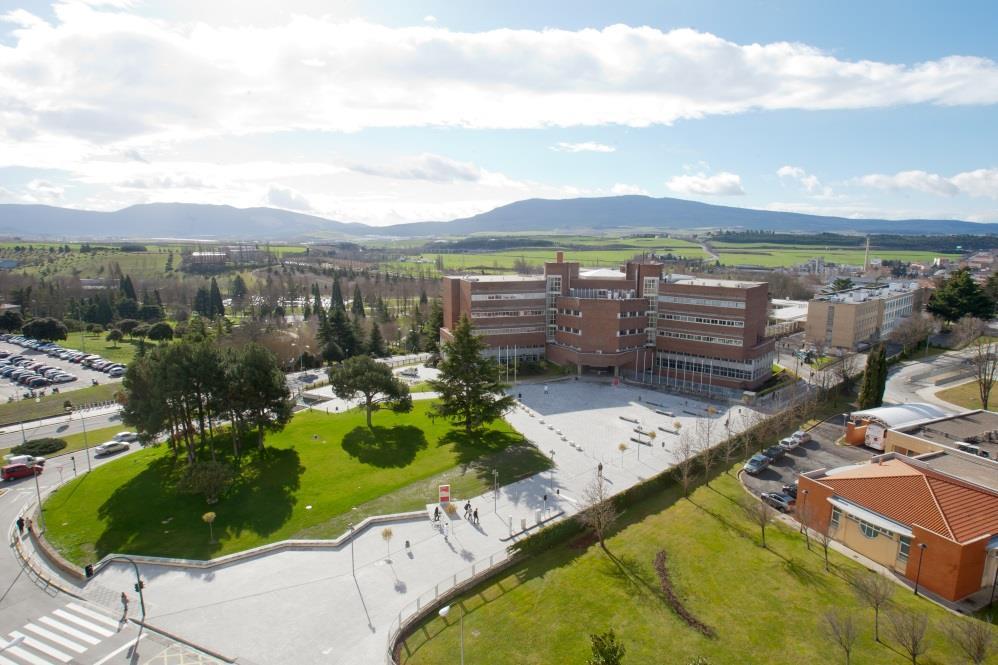 4 Venue and facilities University of Navarra. C/Irunlarrea 1, 39001 Pamplona. The University of Navarra (www.unav.