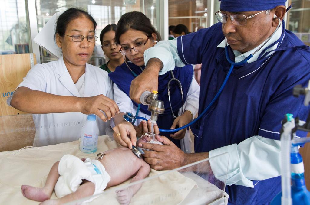 Spotlight: Safe and effective oxygen use for inpatient care of small and sick newborns Access to appropriate oxygen therapy can reduce death from childhood pneumonia and neonatal respiratory distress.