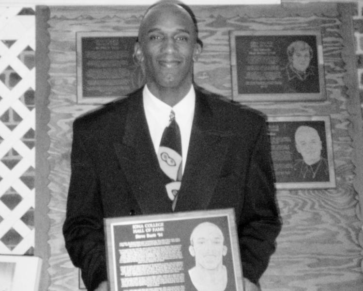 He is the school s all-time leading scorer and was one of only three Iona players to receive All-American honors Dave Brown (above) who is a member of both the Hall of Fame