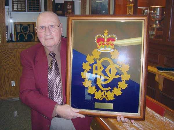 Royal Canadian Dental Corps Association Bulletin L Association du Corps Dentaire Royal Canadien By Col (retired) Peter McQueen The Royal Canadian Dental Corps Association (RCDCA) is a group of former
