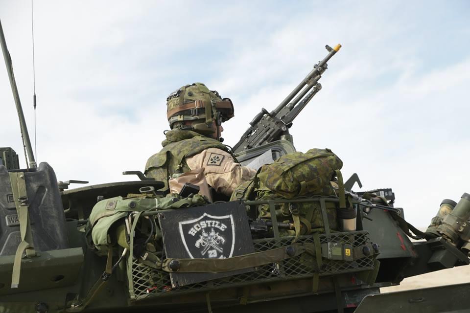 In February, the Regiment formed a Battlegroup and deployed to the Bécancour/Nicolet area for Ex RAFALE BLANCHE 2016.