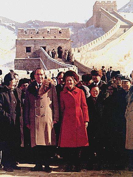Détente Thawing of Cold War tensions during Nixon Administration Included visits by Nixon to China and USSR Several arms limitation