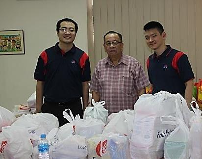 Case Management Community Based Programmes Lighting up Hearts! Food Gifts Loving Heart provides assistance to needy residents residing within Jurong GRC.