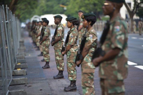 SANDF Education Trust Bursaries The dependents of SANDF members, who were killed or severely injured while on official duty subsequent to 27 April 1994, are considered as beneficiaries and may apply