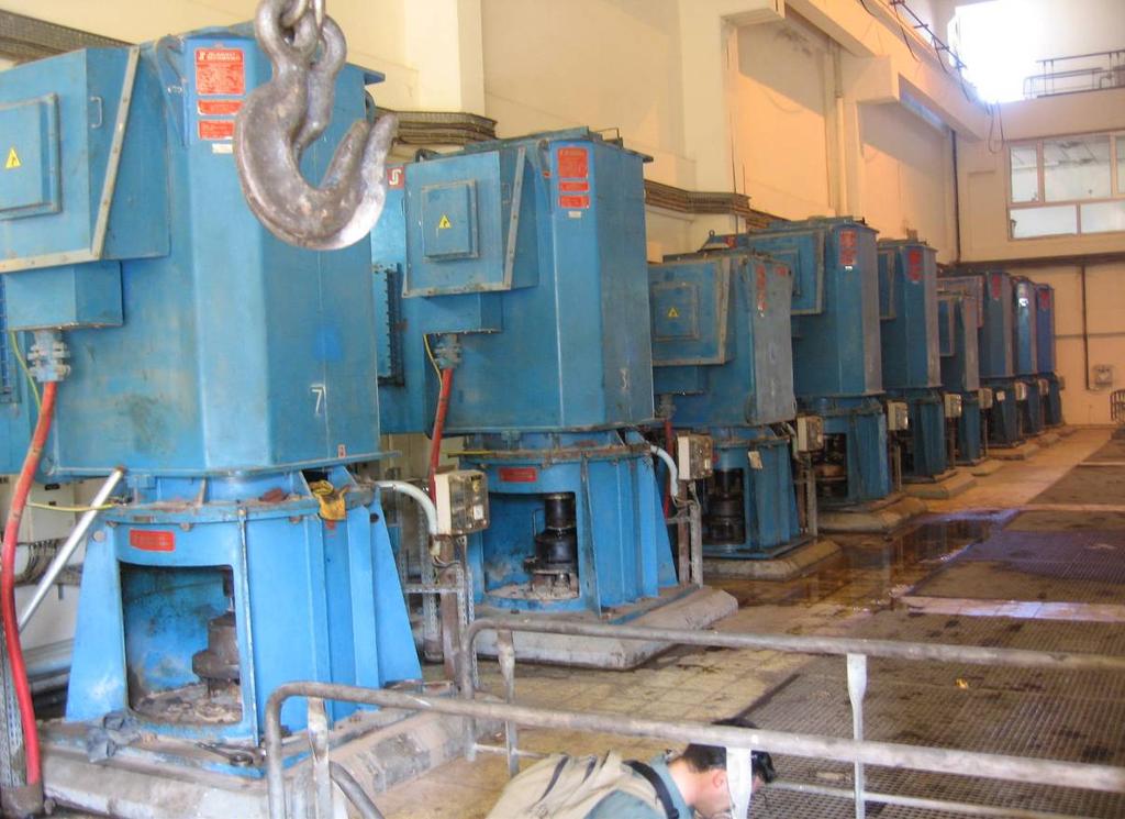 The Sadr City Al Qana at RWPS houses 10 vertical turbine pumps (Site Photo 4) with below floor discharges.
