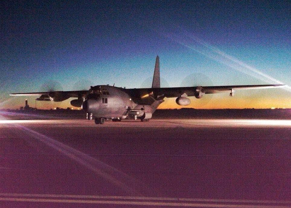 PROJECT Dragon Spear Requirement: Rapidly Field a Multi-Mission Day/Night Precision Strike and Mobility Capability to Support Deployed SOF Teams Augmented Existing Mobility Aircraft