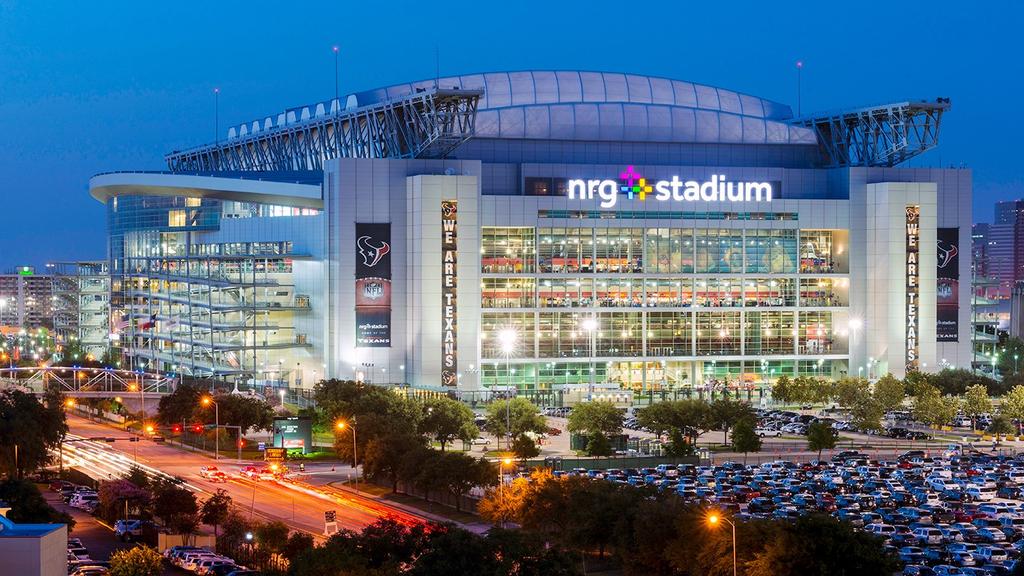 NRG STADIUM INFORMATION After Graduation Meeting Graduates All students must vacate NRG Stadium and the parking lot as soon as they exit the building.