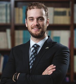 Duncan McCormick chose UNB Fredericton s Many programs offer experienmba program because of his interest in entrepreneurship; as a leader in the Activator tial learning, where students learn program