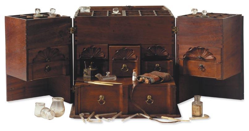 PORTABLE MEDICINE CHEST Military physicians kept medicines in a wooden chest that also held syringes, sponges, forceps, bandages, twine, and pharmaceutical equipment