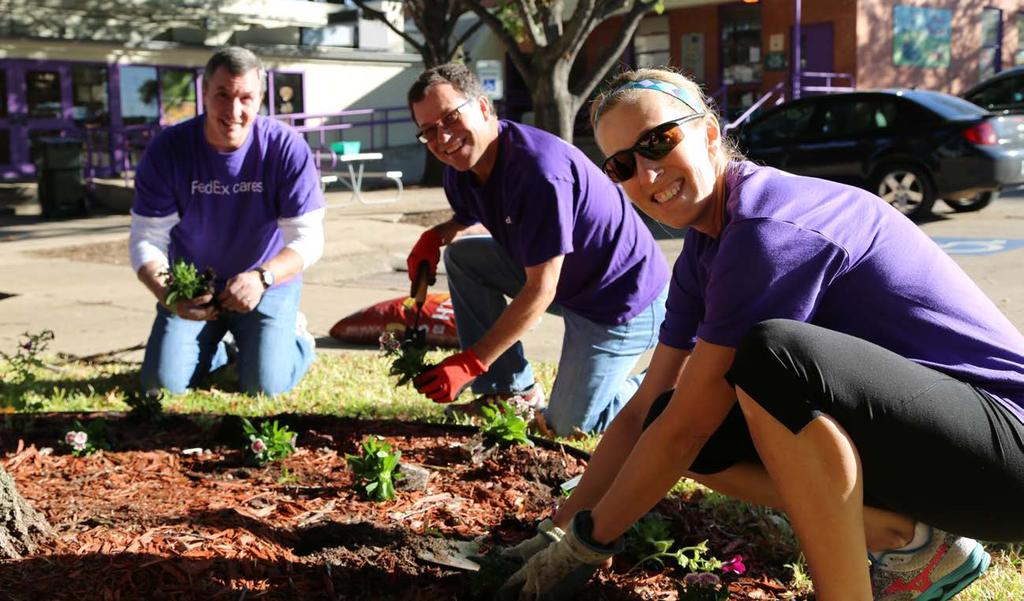 SPONSORSHIP OPPORTUNITIES GIVING SOCIETIES $2,500 - $50,000 FedEx volunteers plant a garden.