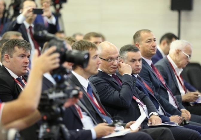 Russian and foreign public officials, heads of Russian regions and of major corporations, preeminent experts and representatives of leading media outlets have been invited.