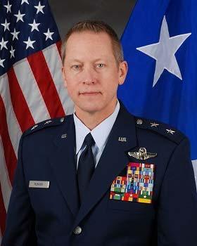 Page 1 of 3 3/1/2018 Major General David M. McMinn Maj. Gen. David M. McMinn is the Commander and Chief of Staff for the Texas Air National Guard.