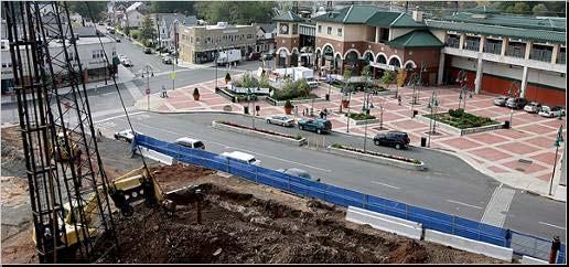 RAHWAY, NJ: Station and parking improvements support a suburban transit village Implementation Partners: City of Rahway, NJ Transit Catalyzing development.