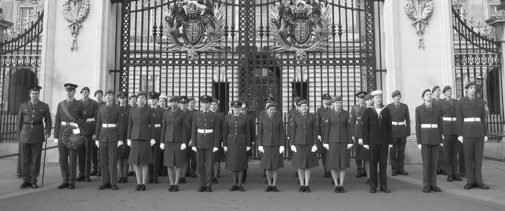 Alleyn s CCF formed up outside Buckingham Palace, before the Remembrance Sunday parade at the Cenotaph in Whitehall, 2006 ALLEYN S SCHOOL 1994 Sgt. Major Lambert inaugurated the Regimental Dinner.