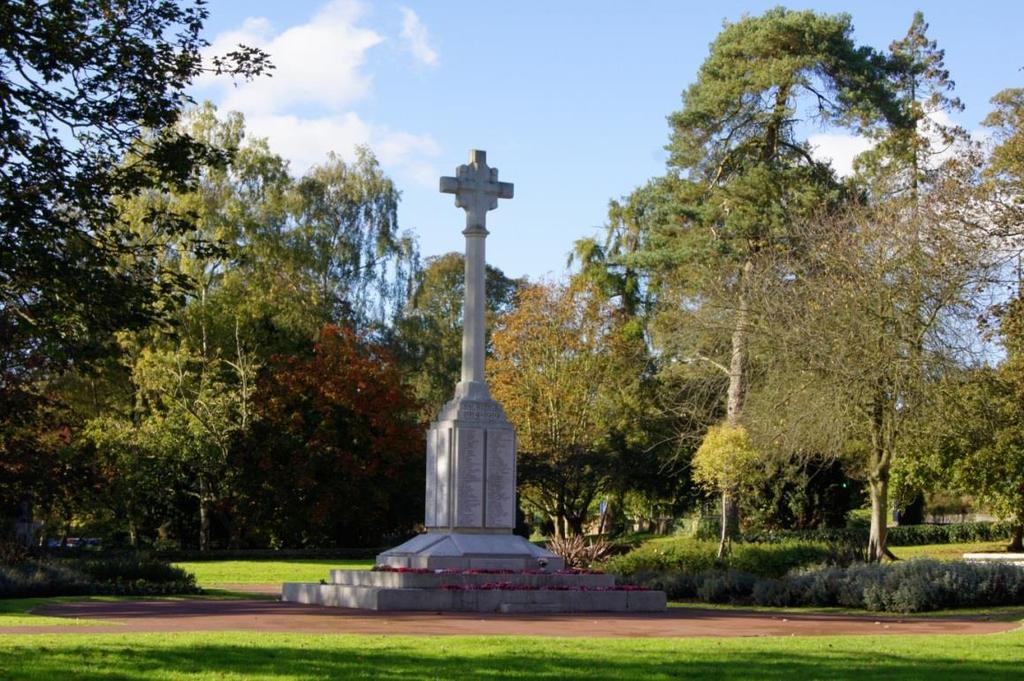 The St Mary and St Joseph Roman Catholic Church, Boxmoor WW1 Roll of Honour If you happen to pass by the remarkably dignified and beautifully situated Hemel Hempstead war memorial (pictured above) on