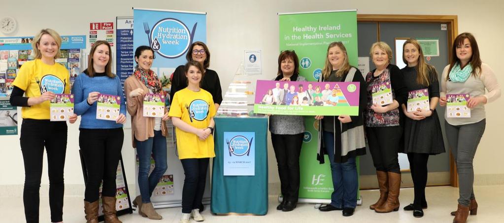 Community Times HSE CHO Area 2 (Galway / Mayo / Roscommon) e-newsletter 21 Staff in Galway East Doughiska Primary Care Centre for the launch of the new food pyramid display Galway East Primary Care
