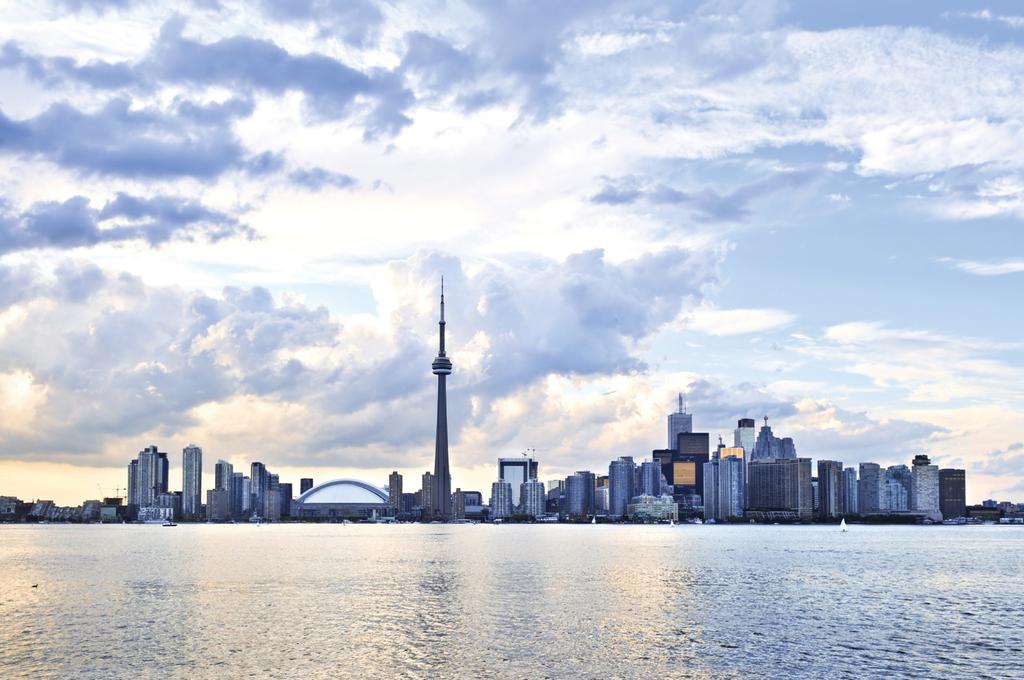 TORONTO AS A HUB FOR CANADA S CONVERGENT INNOVATION Strongest Patenting and VC Investment