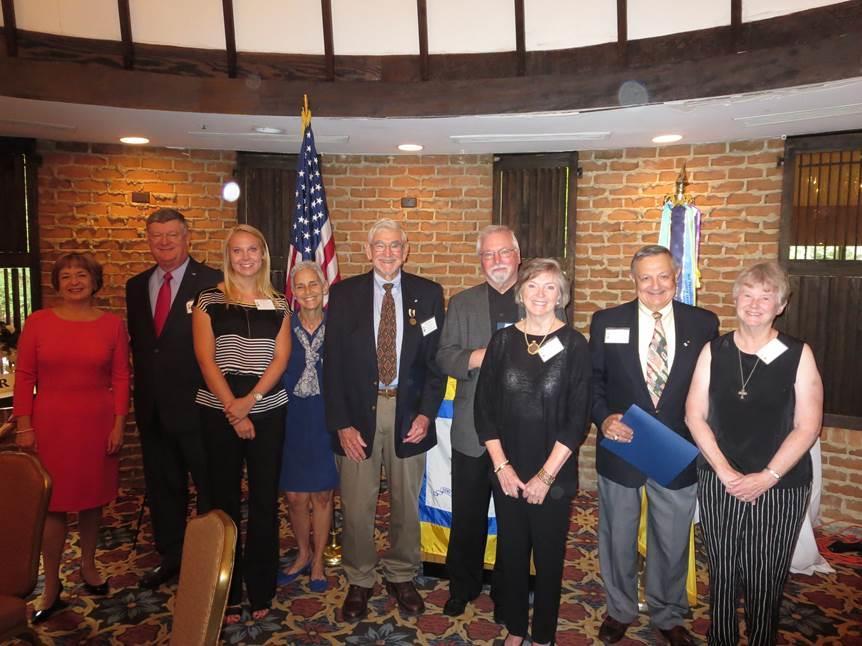 Williamsburg Chapter Meeting, September 12 th, 2015 The Williamsburg SAR Chapter had the pleasure of inducting four new members, Steven Riddle, Ward Gypson, Duncan Sutherland and Lynn Dievendorf, at