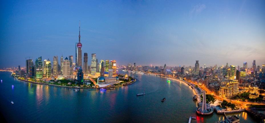 THE PROGRAMME The Shanghai Summer Programme: - is an intensive 6-week programme - is entirely taught in English - is open to graduate students - offers a multicultural learning environment which