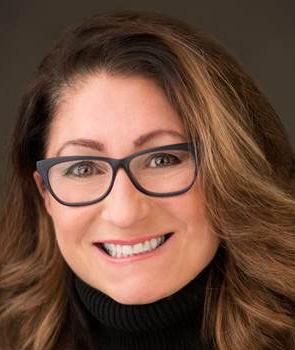 BIOGRAPHY Sandra Palmaro Interim Vice-President, Development and Alumni Relations Sandra Palmaro has held numerous senior roles in both the private and not-for-profit sectors, including Executive