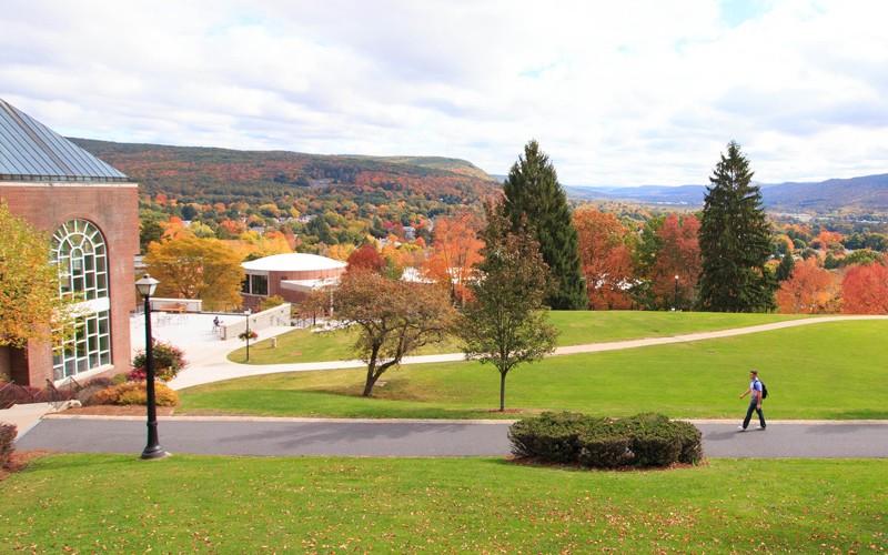 1 An Invitation to Apply HARTWICK COLLEGE NURSING LEARNING AND TECHNOLOGY LAB COORDINATOR THE SEARCH The Department of Nursing at Hartwick College invites applications and nominations for a Learning