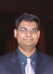 Rizwan Khalid Chair of Young Physicians Committee was the recipient of 2007 Young