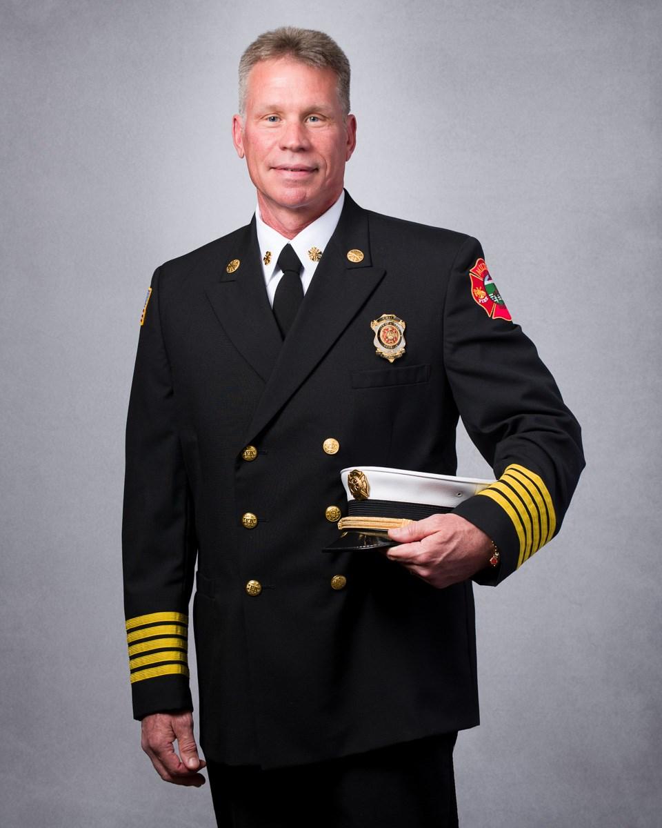 5 Introduction from Chief Robert Edgar, EFO, CFO Thank you for reviewing our 2017 Annual Report. This has been one of the most challenging years in the City of Milton Fire-Rescue Department s history.
