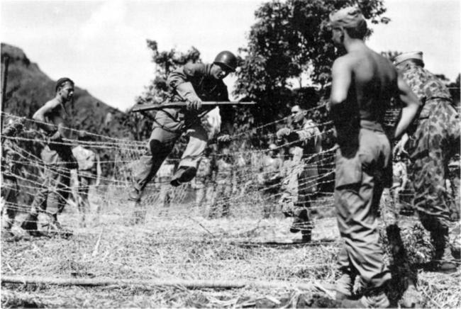 The 27th Infantry Division trains in Hawaii before embarking on the amphibious operation to seize Makin in the Gilbert Islands. (DA photograph) Japanese defenders.