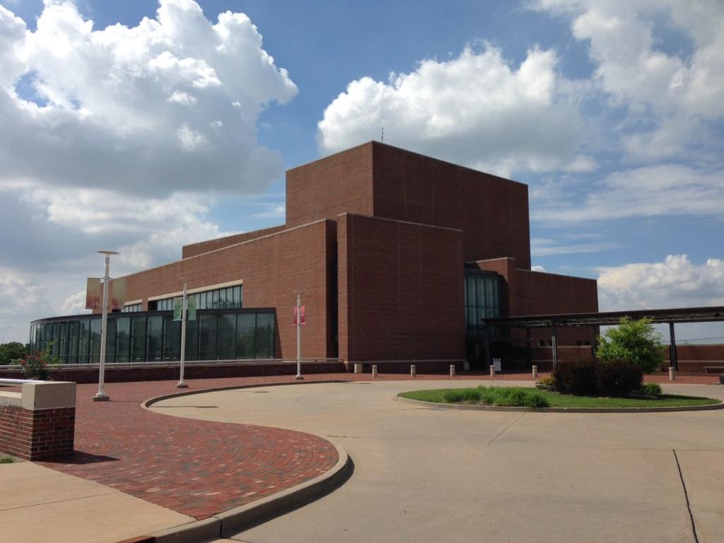 KEY LOCATIONS 1 1. All graduates and guests enter through the main entrance of the Touhill Performing Arts Center.