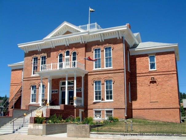THE DOCKET Quarterly Publication of the Custer County Historical Society and 1881 Courthouse Museum 1 st Quarter 2017 MUSEUM BOOKSTORE TO BE EXPANDED & RELOCATED Denny Hickok, Chairman of the Museum