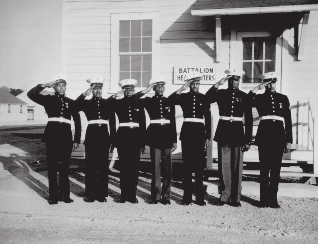uniforms National Archives