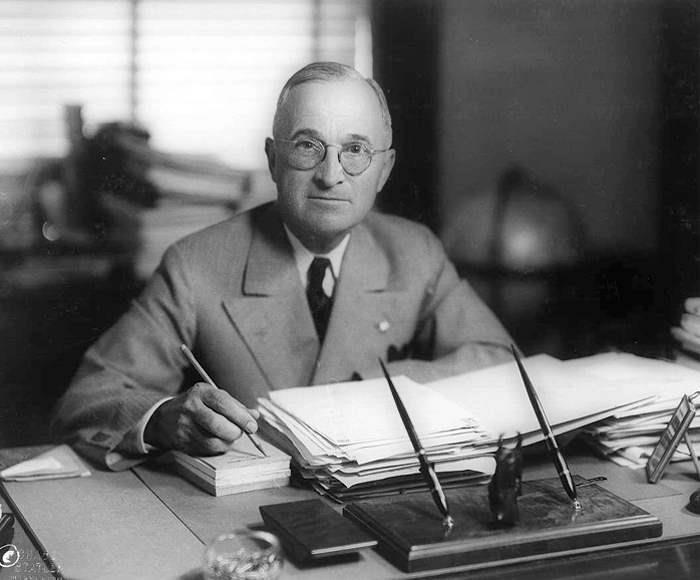 Truman Takes Over FDR died suddenly in April 1945 Vice President Harry Truman sworn in Had served as VP