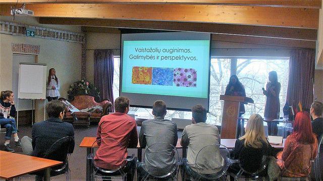 Representative of JSC GlassBaltic Arnoldas Šulnius Milnora Pšibišauskienė, owner of the ecological farm, presented success factors of the agriculture business in detail: why she decided to start this