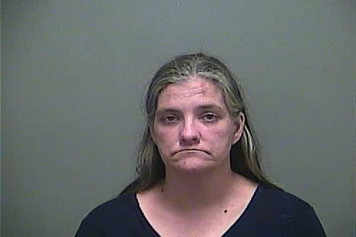 Offender's Name: FARMER, LISA MICHELLE Booking #: 2013115430 Book Date/Time: 08/19/2018 03:15 Age: 43 Arresting Agency: CLEVELAND POLICE DEPARTMENT Arresting Officer: RUTLEDGE CPD #415