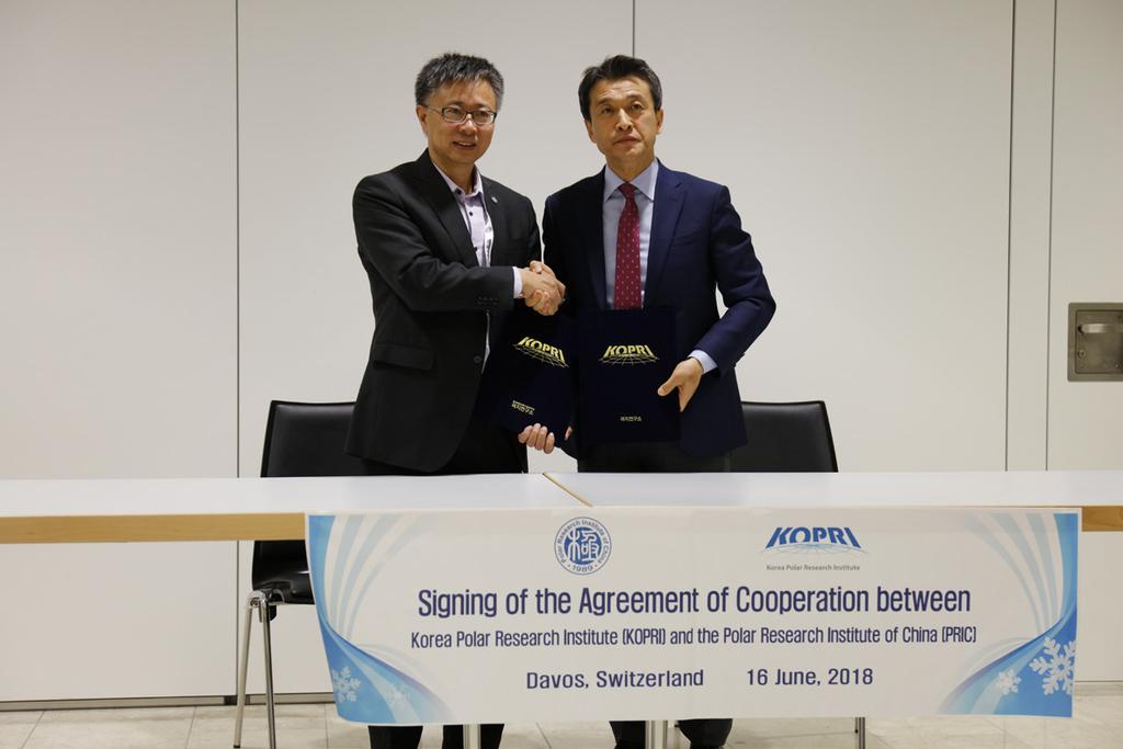 PRIC and KOPRI Signed Agreement of Cooperation on Polar Research at Special Meeting The Korea Polar Research Institute (KOPRI) and the Polar Research Institute of China (PRIC) as the central research